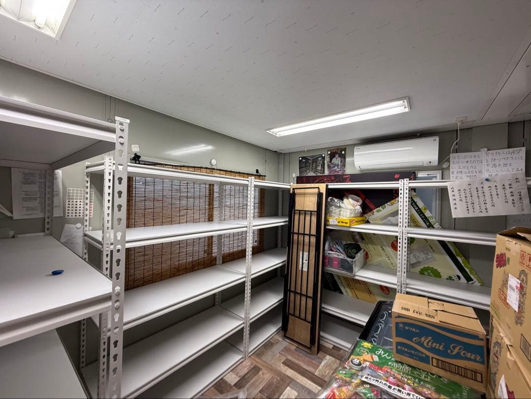 ホワイト スチールラック 中型　4台