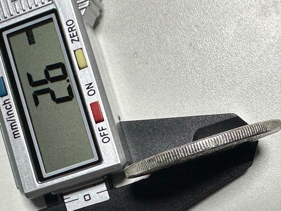 【本物保証】　極美品　一圓銀貨　明治36年銘