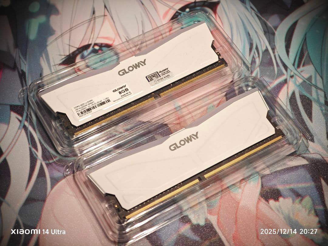 GLOWY DDR4 16GB(8GB x2枚) 白 3200MHz ARGB