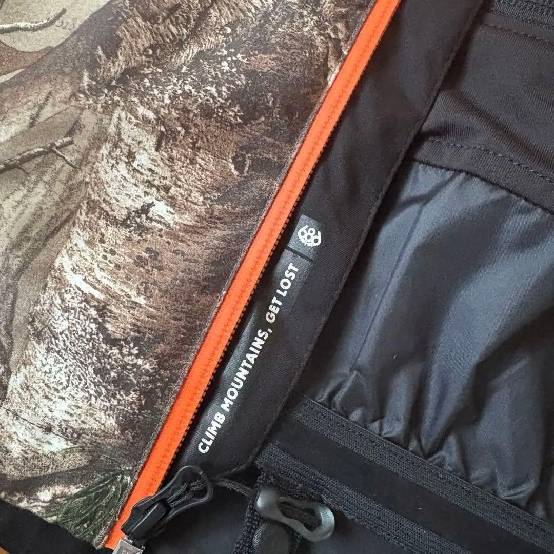 686 SIX 6 スノーボードウェア　ジャケット