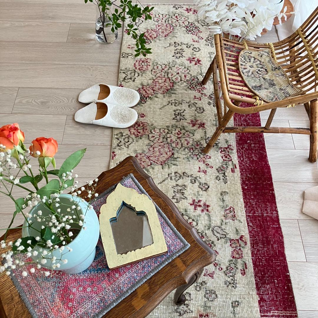 レッド✳︎60×151✳︎ フラワー　ローズ　ランナー　トルコヴィンテージラグ