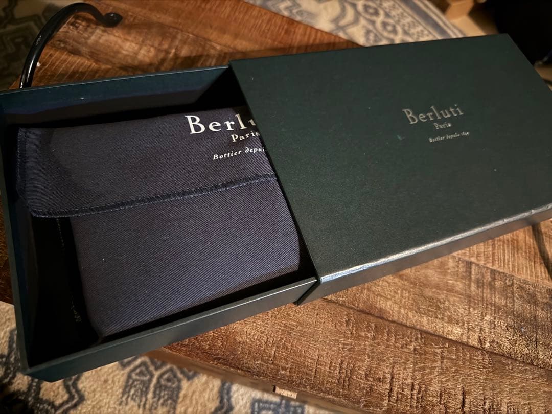 BERLUTI イタウバ ロングジップウォレット ヴェネチアカーフレザー