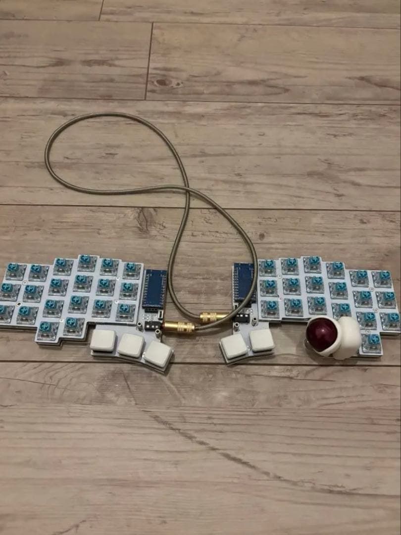 keyball44 トラックボール付き分割型40%キーボード