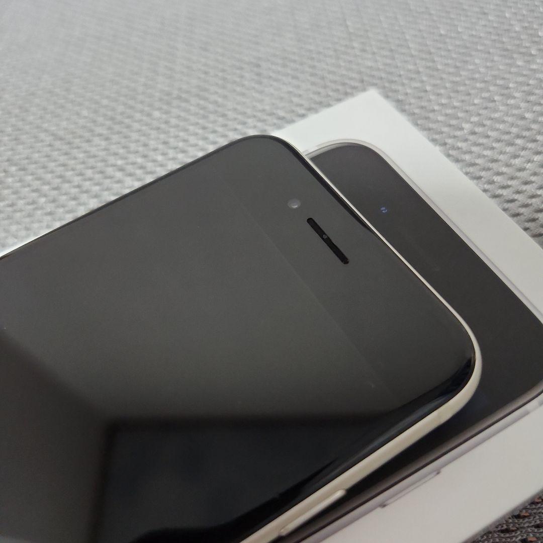 Apple iPhone SE (第2世代) 64GB ホワイト