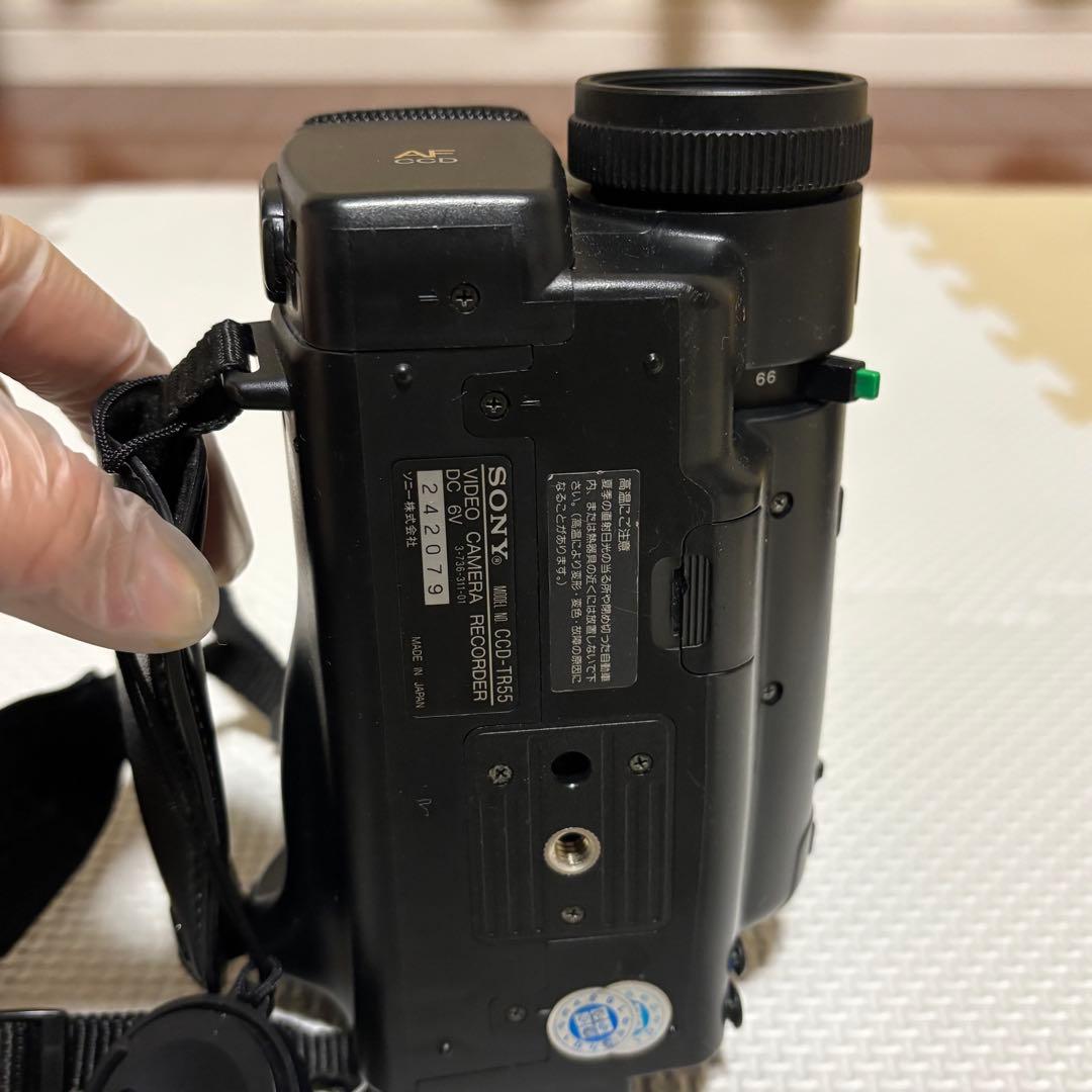 SONY CCD-TR55 ビデオカメラ本体、ACC KIT-TR NP-90