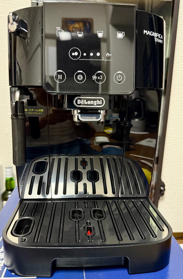 【美品】2024年モデル 日本デロンギ　マグニフィカスタート ECAM22022
