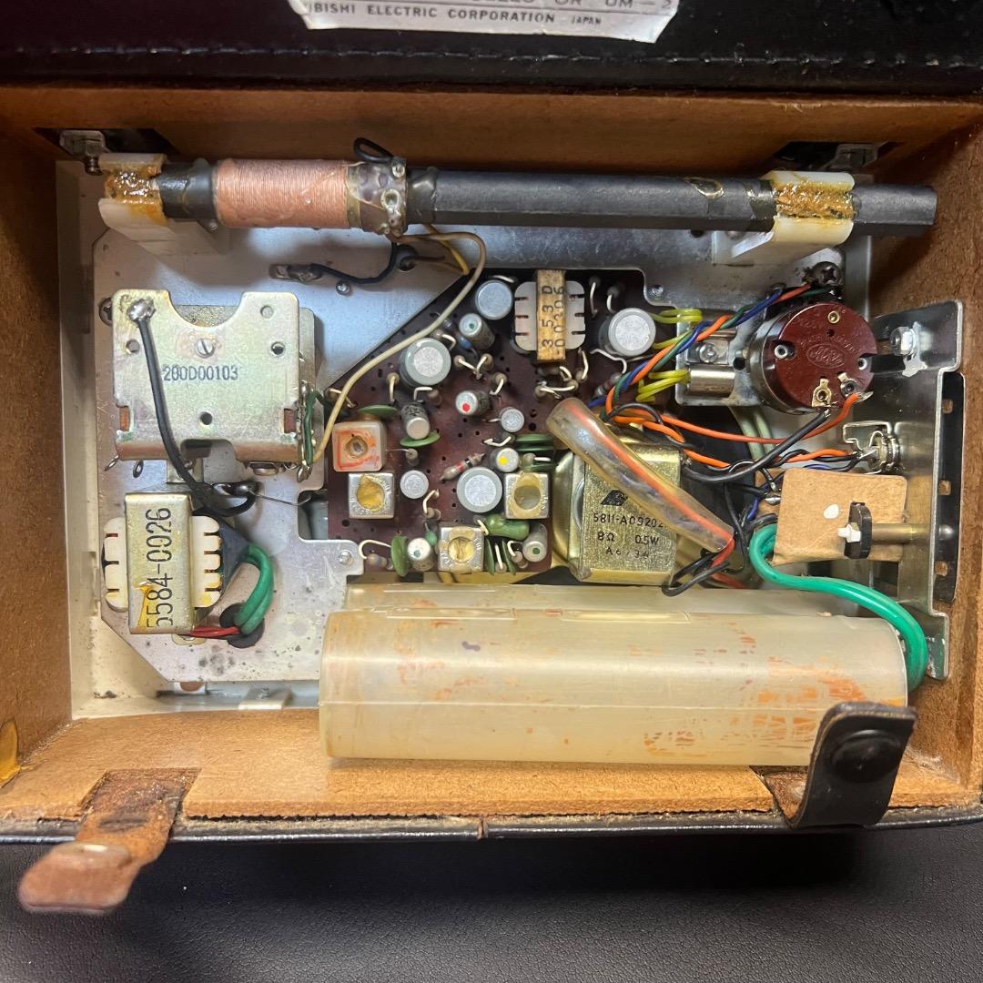 〇※後右1261 昭和レトロ 三菱電機 トランジスタラジオ 8X-825