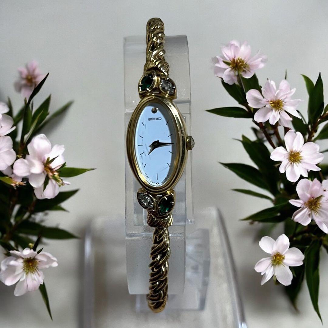 Seiko ゴールドツイストバンド腕時計【新品電池】4月17日交換済み