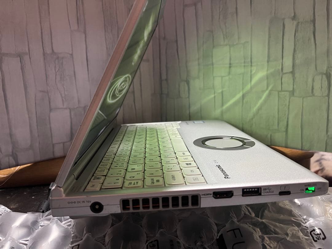 Panasonic CF-SV7 ノートPC