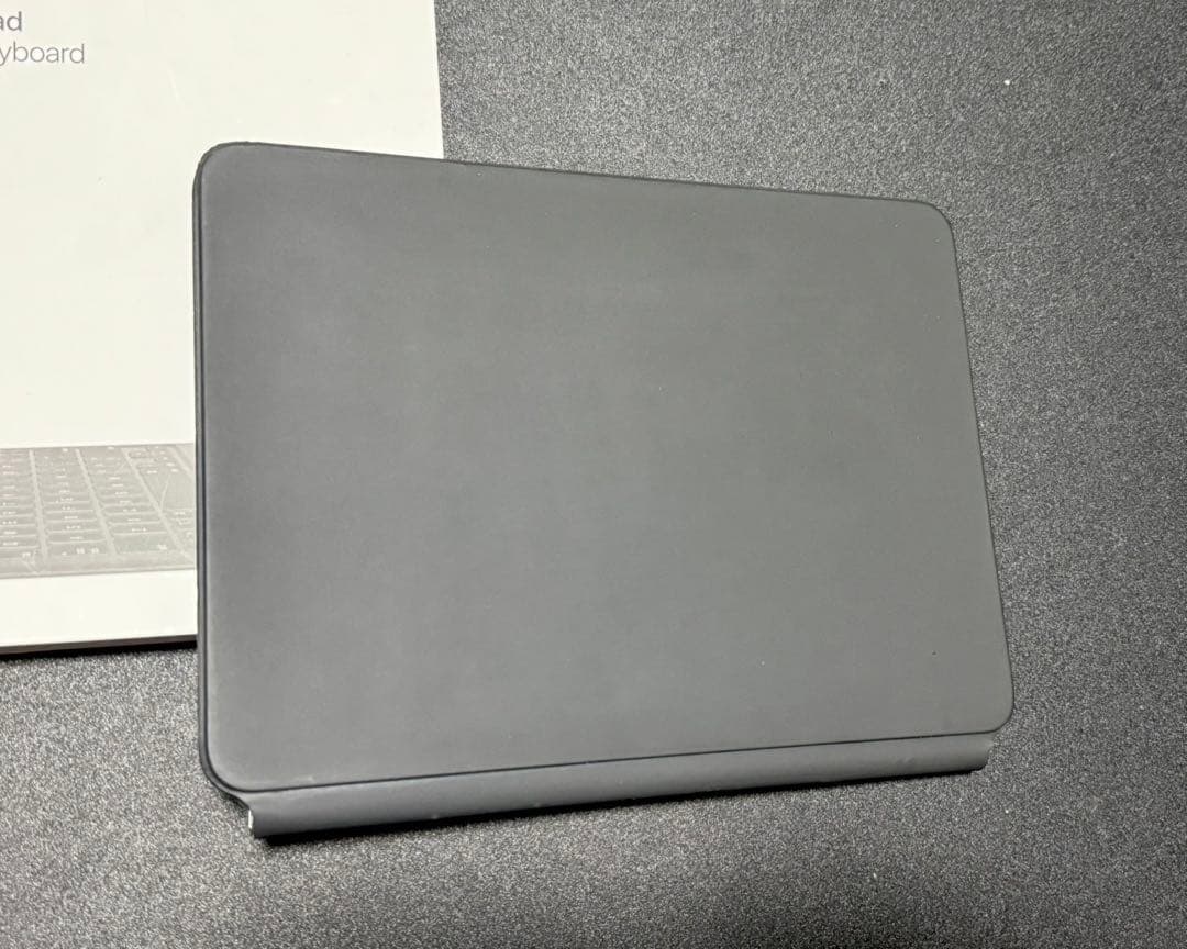 Apple iPad Pro Cellular 11インチ マジックキーボード