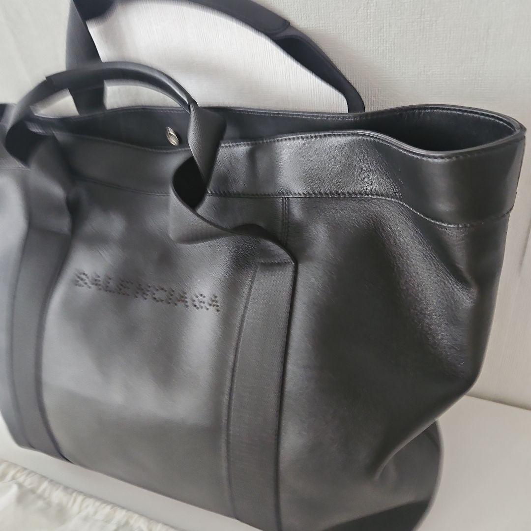 バレンシアガ　BALENCIAGA　トートバッグ　オールレザー