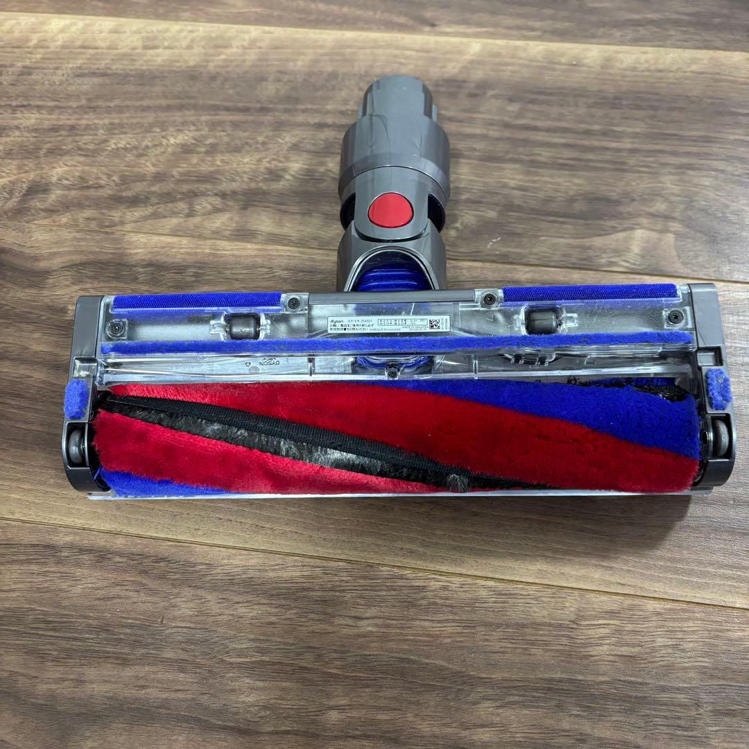 簡易清掃済み！すぐ使えます！dyson V8 slim fluffy 掃除機