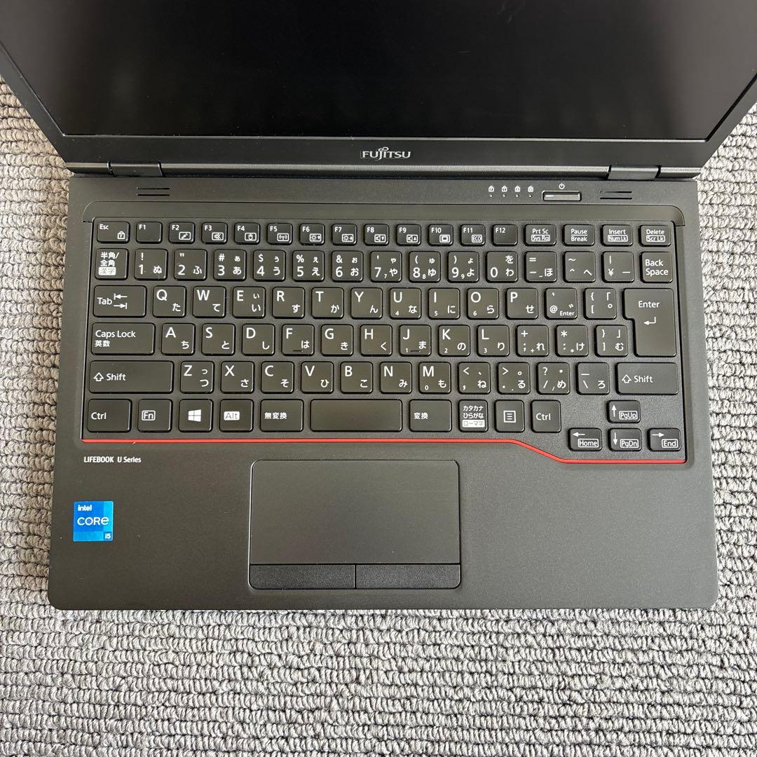 富士通lifebook U7311/F i5-1145G7 メモリ8GB 顔認証