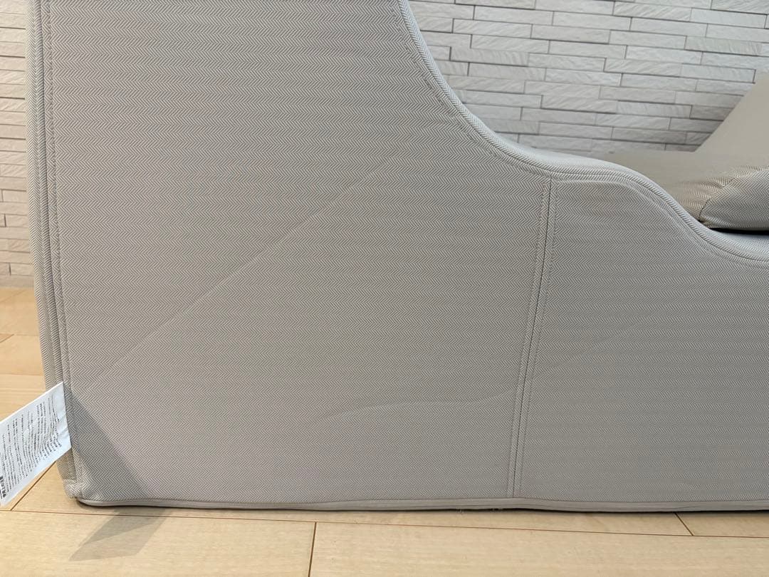 美品　ZINUS ゼログラビティチェア ソファ オートミール　人間工学