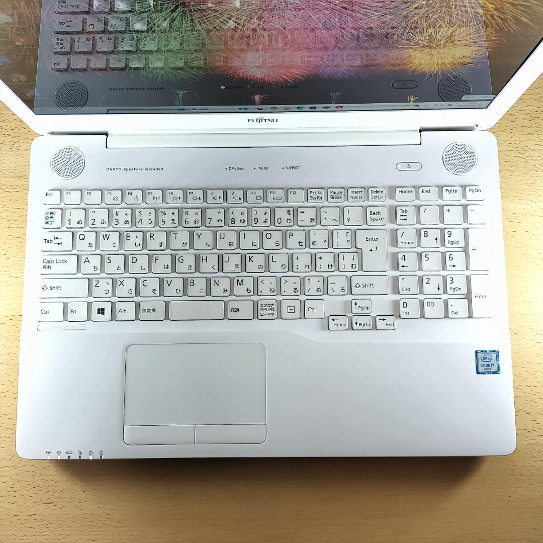 ノートPC Core i7 Windows11 SSD メモリ16GB 富士通