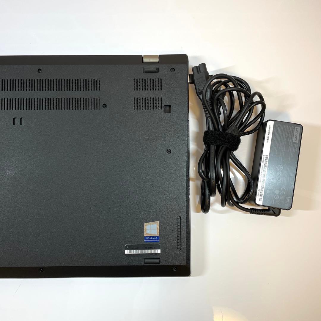 ★美品★ 2021年製 第11世代Corei5 15.6型 Lenovo UU6