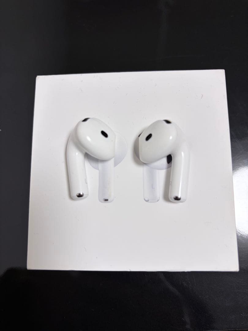 AirPods 4 箱付き
