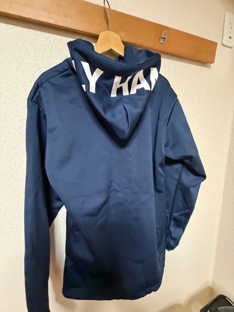 おまけ付き！　Helly Hansen フード付き　スノーボード　スキー
