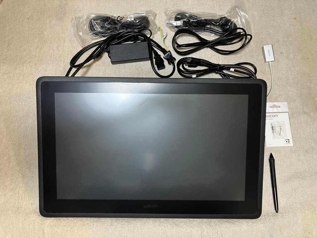 【あん】WACOM Cintiq 22 (DTK2260K0D)