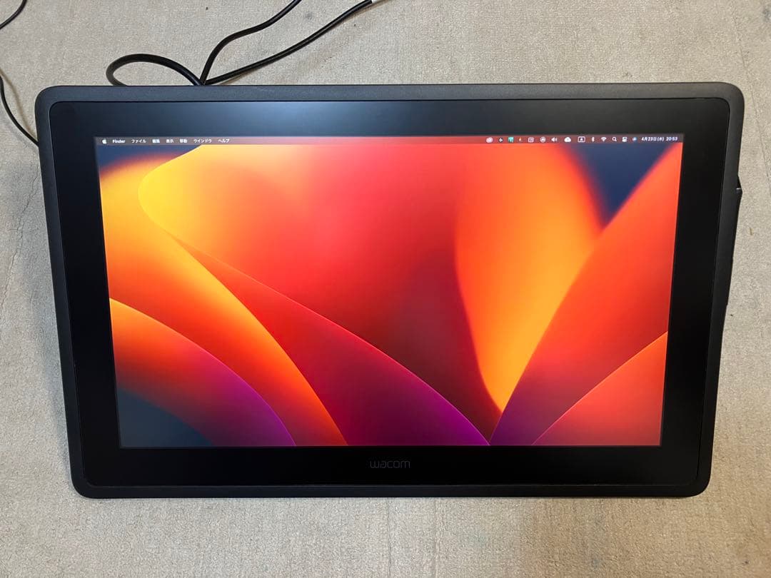 【あん】WACOM Cintiq 22 (DTK2260K0D)
