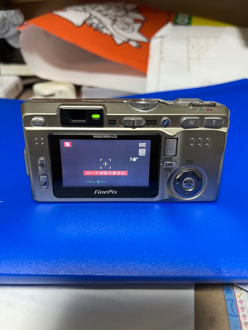 Fujifilm FinePix F710 コンパクトデジタルカメラ