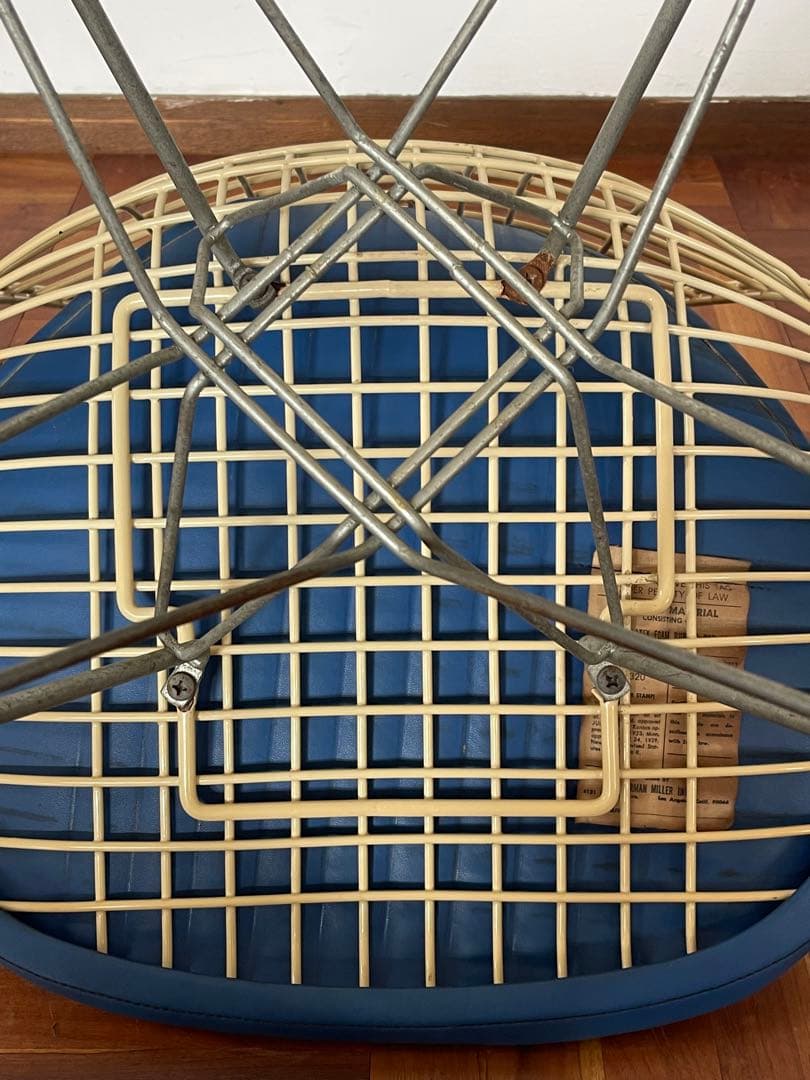 ハーマンミラー イームズ DKR ワイヤー チェア ビキニパッド ブルー 2