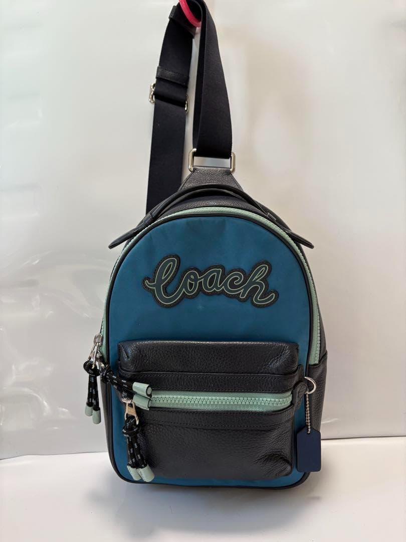 専用極美品　コーチ　ワンショルダーボディバッグ　ネイビー　レザー　ロゴワッペン