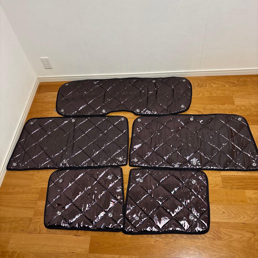 アイズマルチシェード デリカD5用 ｜断熱抜群 車中泊・スキー最強