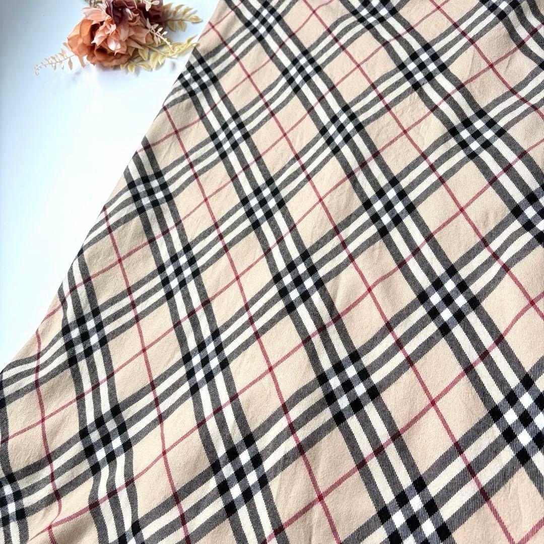 バーバリーロンドン　フレアスカート　ノバチェック柄　13