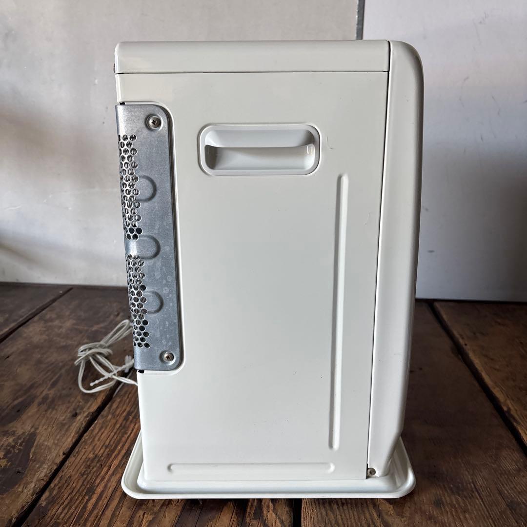 Aladdin AKF-P32AN(W) 石油ファンヒーター　2011年製