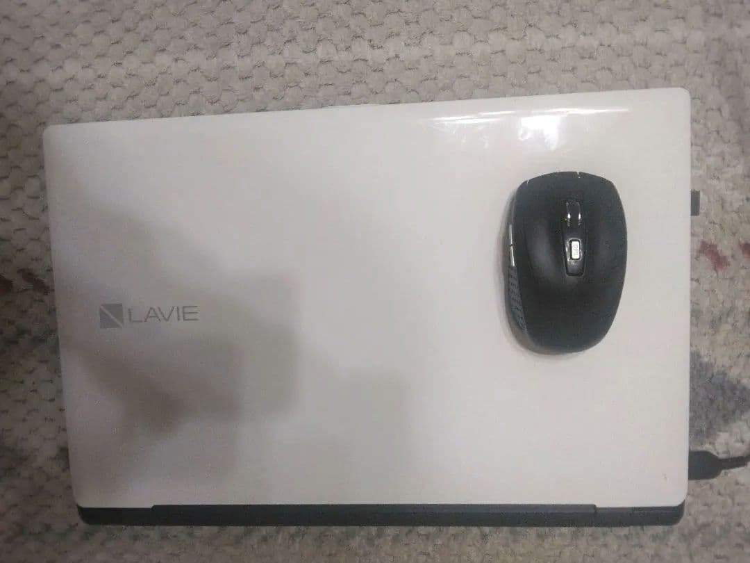 真っ白、MicrosoftOffice2021,一太郎他便利なアプリ入ってます