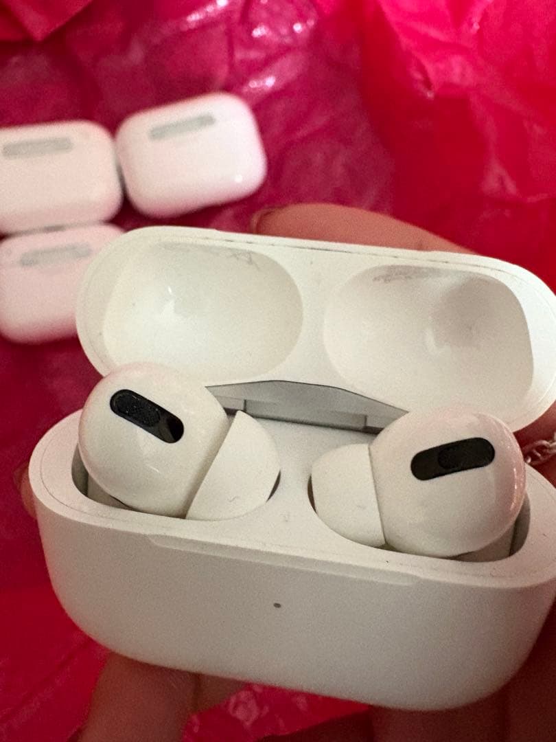 〈ジャンク品？AirPods本体4個セット☆ホワイト〉