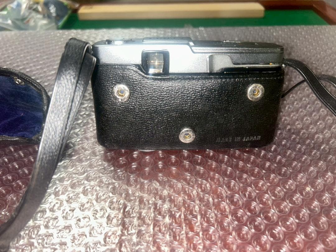 H1 OLYMPUS PEN Fフィルムカメラレザーケース付動作未確認ジャンク②