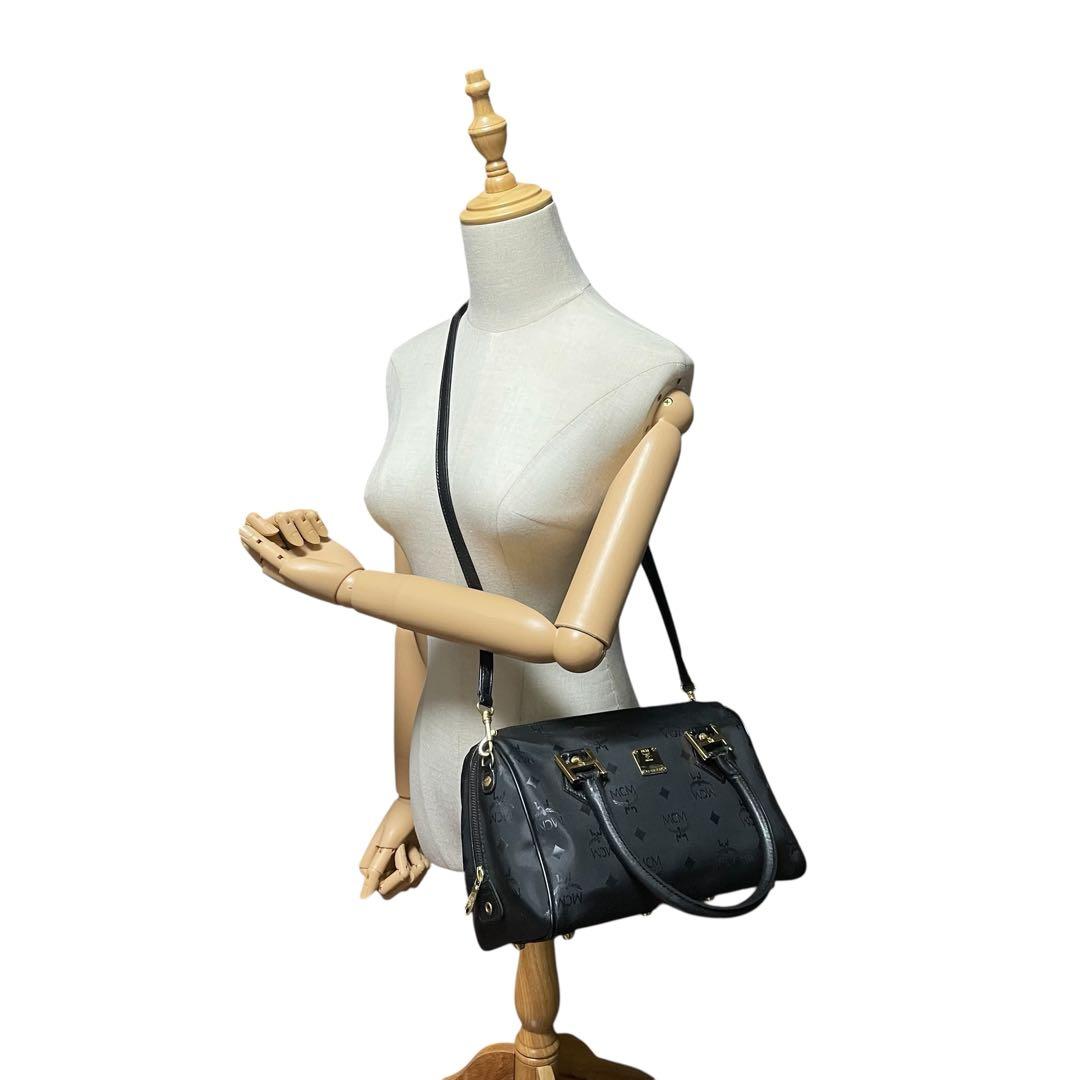 ✨極美品✨MCM エムシーエム PVC×レザー ミニボストンバッグ 斜め掛け 黒
