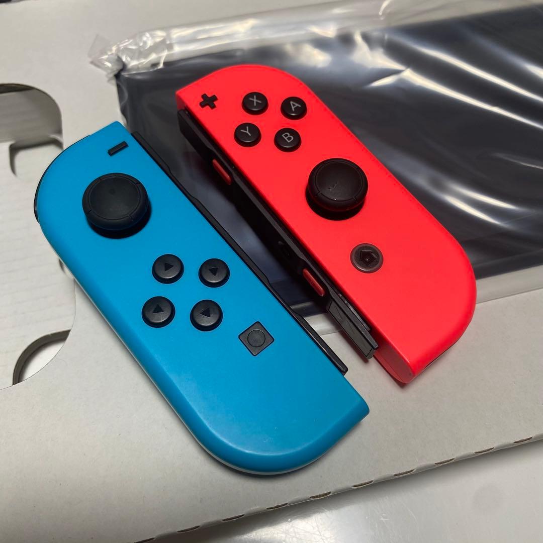 【備品全てあり】Nintendo Switch 本体 青/赤