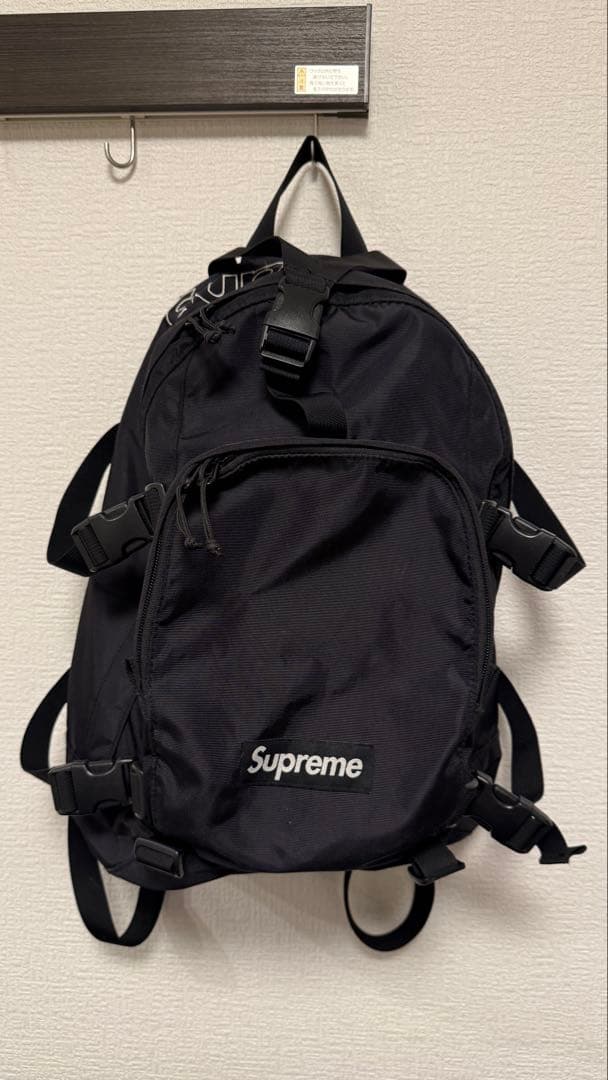 シ*ー様 Supreme ブラック バックパック