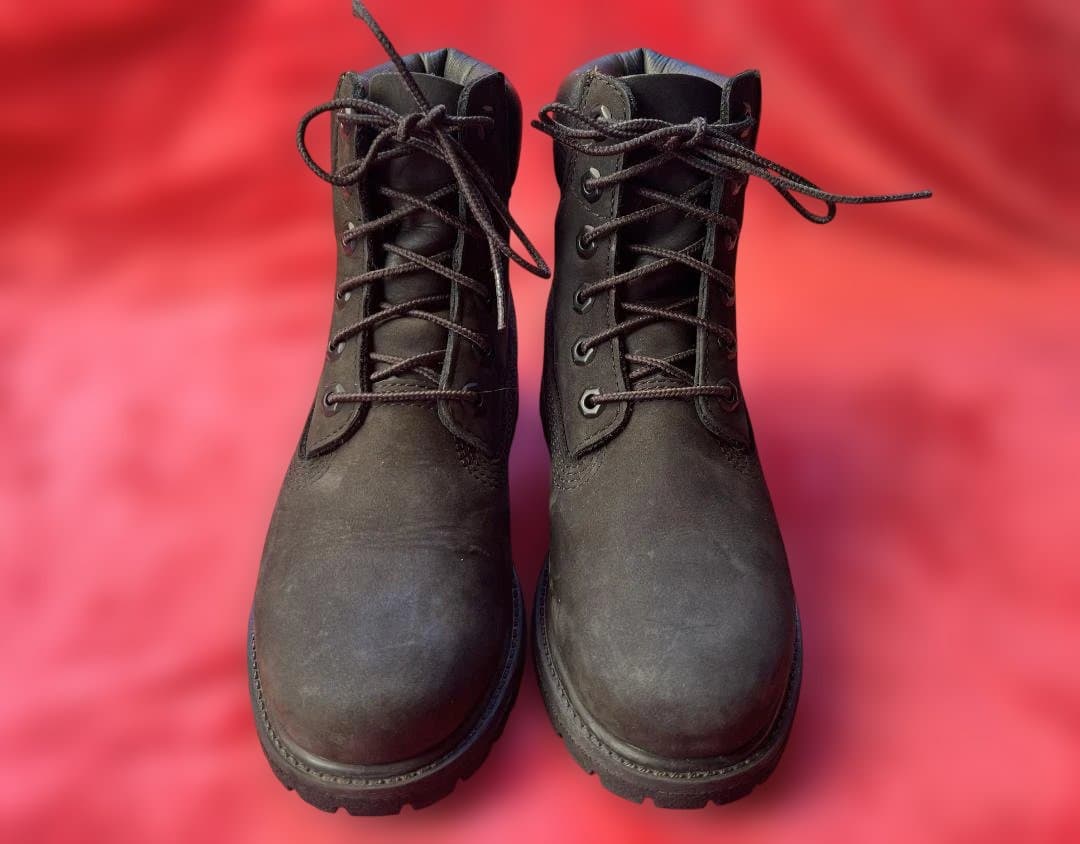 シ*ケ様 値下げ中Timberlandティンバーランド レディース ブラック ６