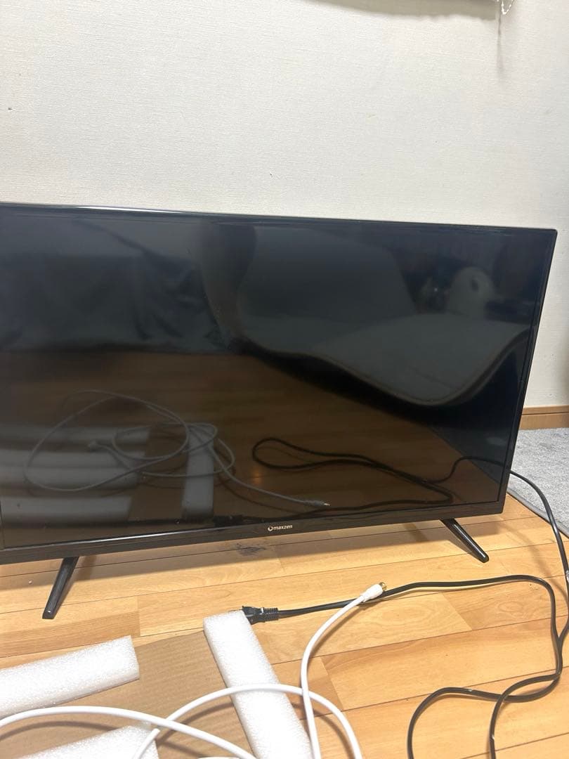 maxzen 32インチ液晶テレビ J32CH02 本体