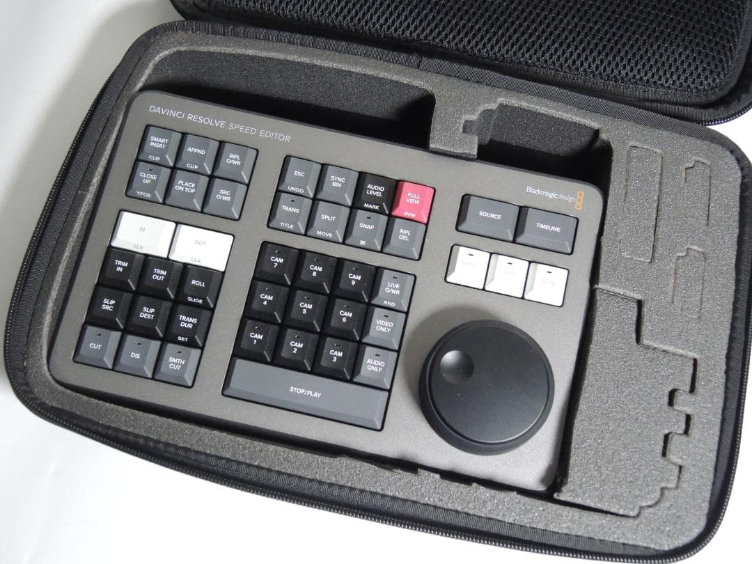 おまけ付き DaVinci Resolve Speed Editor キーボード