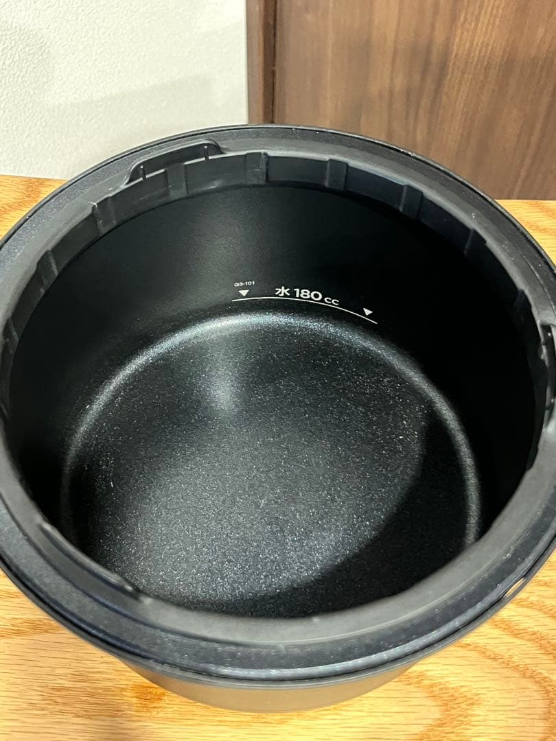 【美品】バルミューダ炊飯器 The Gohan