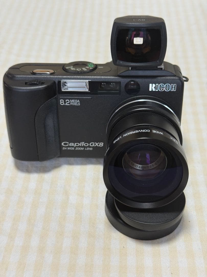 RICOH Caplio GX8 8.2メガピクセル