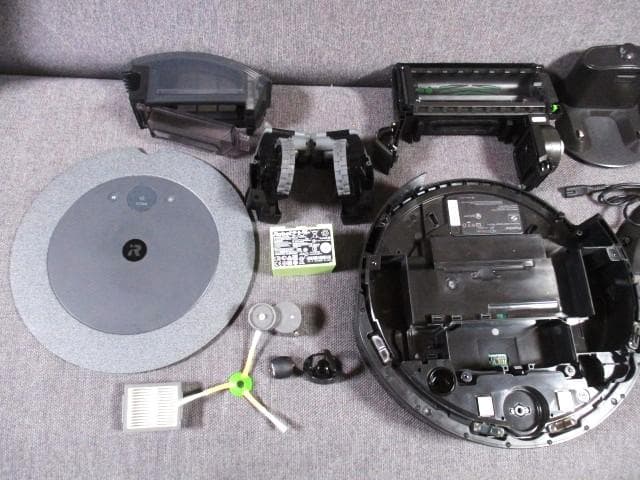 ★分解清掃済　i Roomba i3 アイロボット ロボット掃除機★