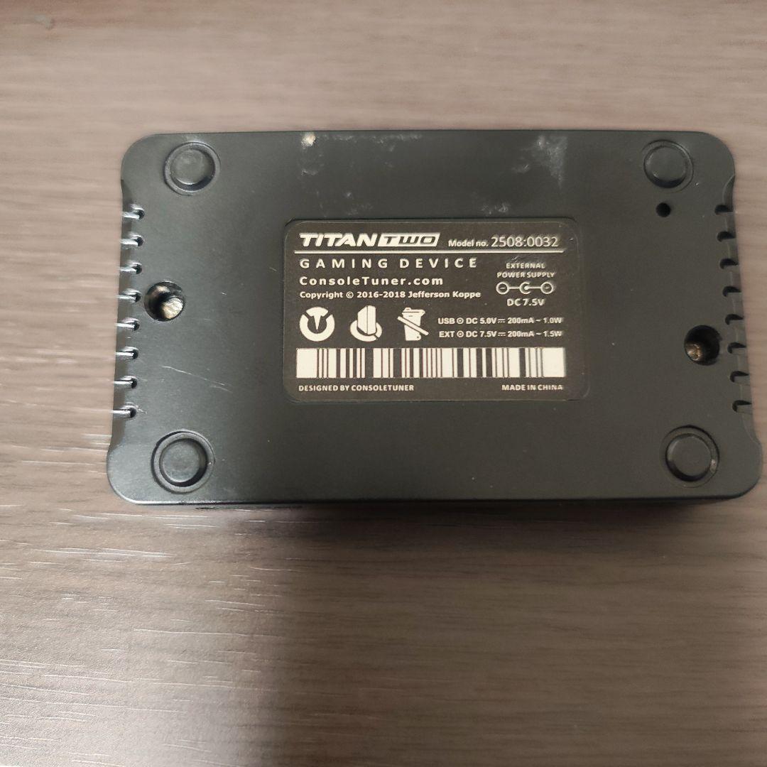 TITAN TWO コントローラーコンバーター