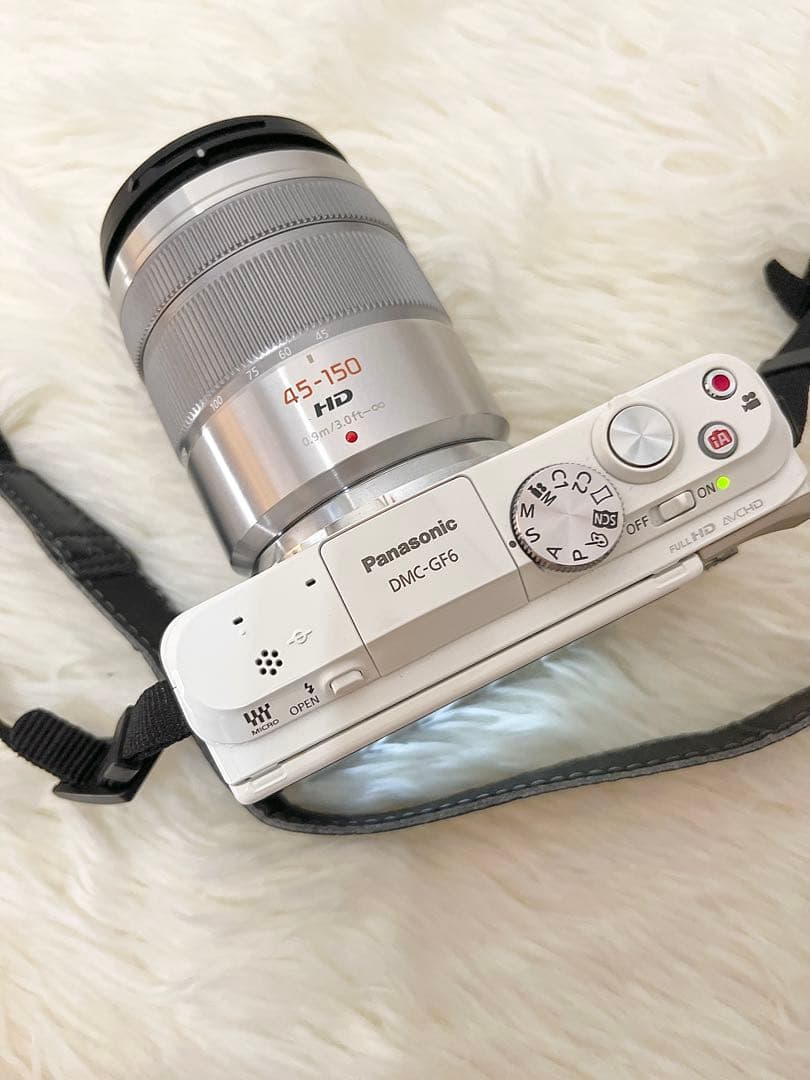 【極美品】Panasonic LUMIX DMC-GF6 ダブルズームキット