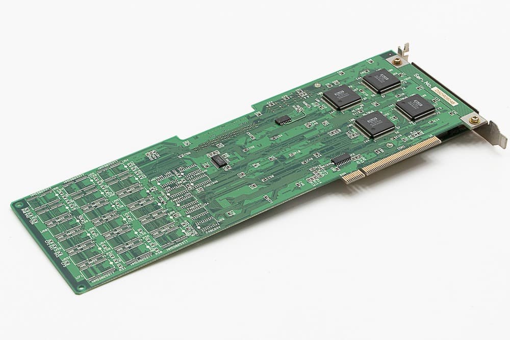 BUG Desk Studio UV422 + DR For Mac 放送用機材