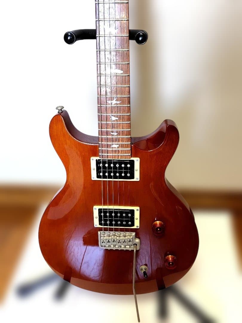 エレキ・ギター　PRS Santana