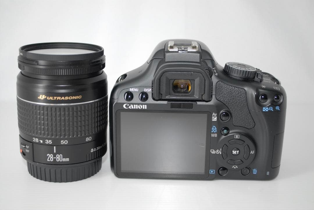 ✊初心者でも使いやすいCanon Kiss X2 ✊ キャノン　デジタル一眼