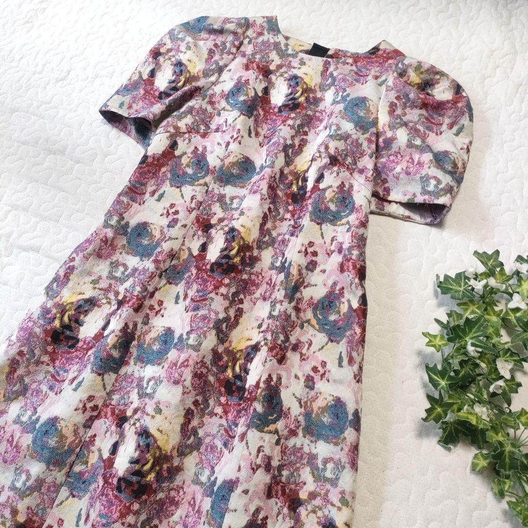 極美品✨ルルウィルビー　ジャガード織りひざ丈ワンピース　パフスリーブ　ピンク　1