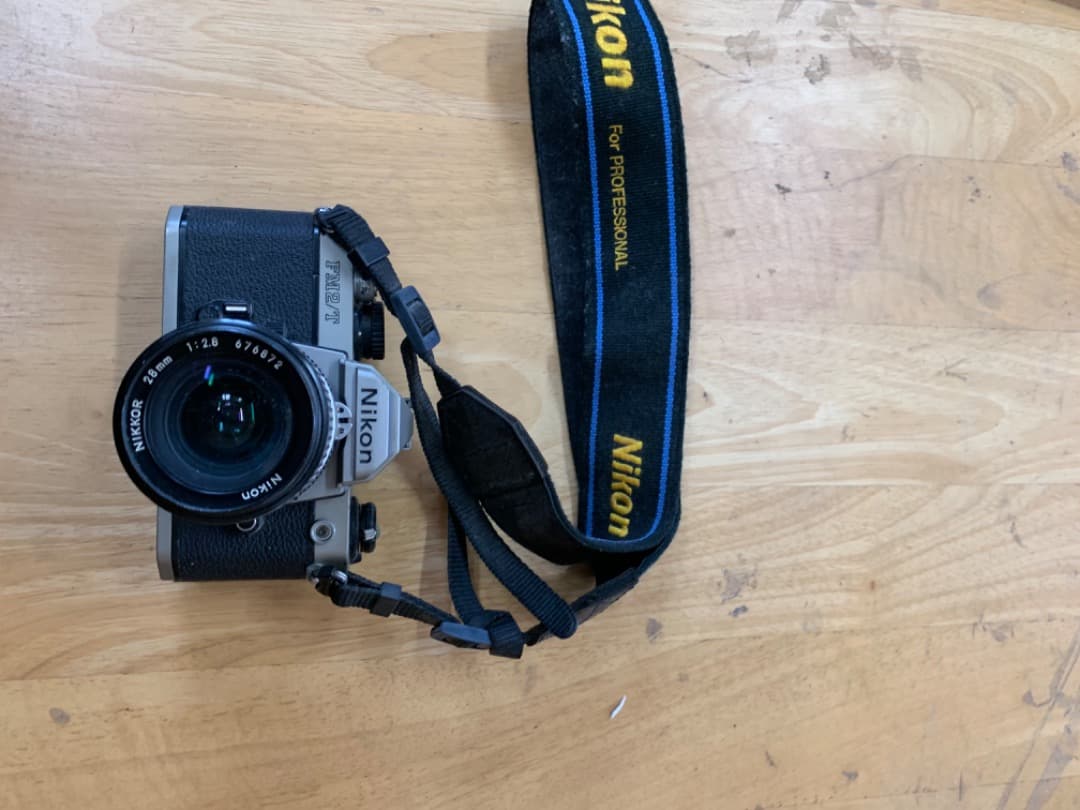 フィルムカメラ nikon FM2T