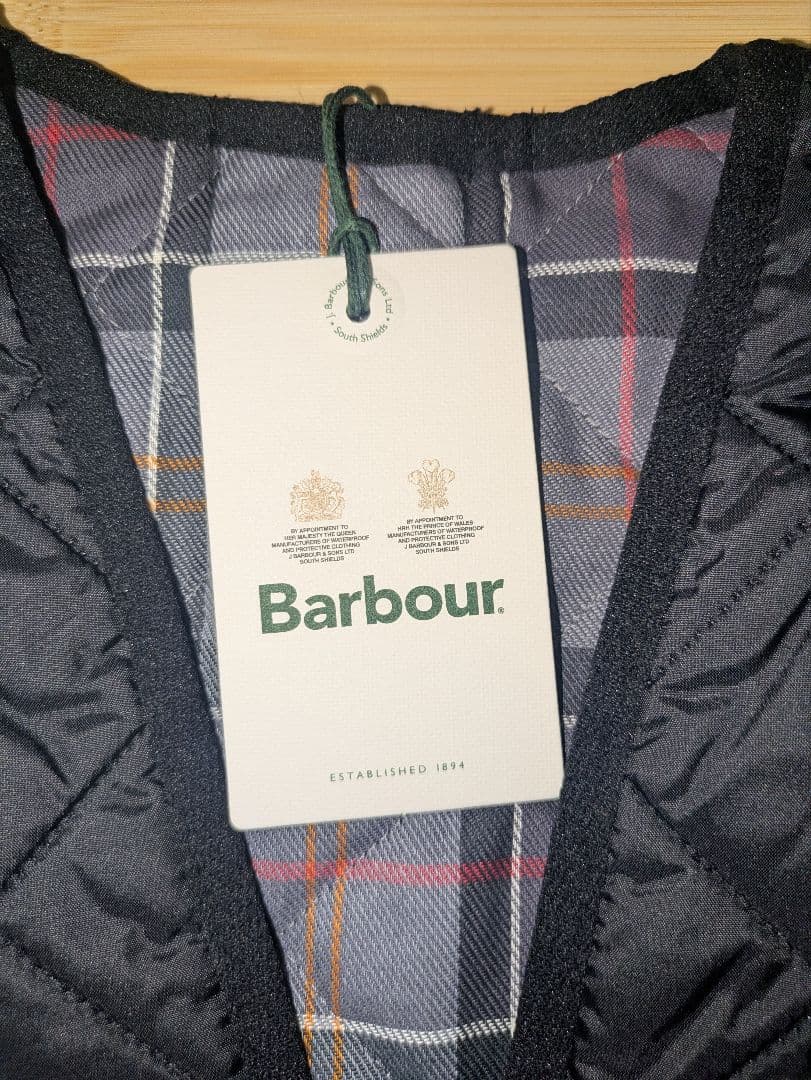 新品未使用　バブアー　純正キルティングライナー　ブラック　42